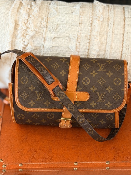 Louis Vuitton Handbags - Louis Vuitton Monogram Canvas Bag